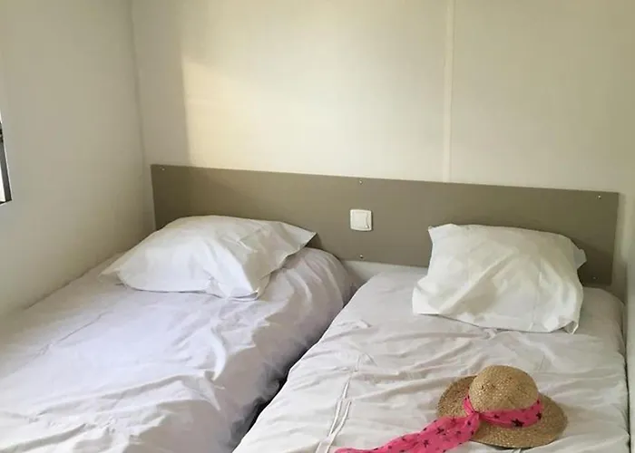 Mobil-home Pour 6 Avec Terrasse A - Api-1-52-728 Κάμπινγκ